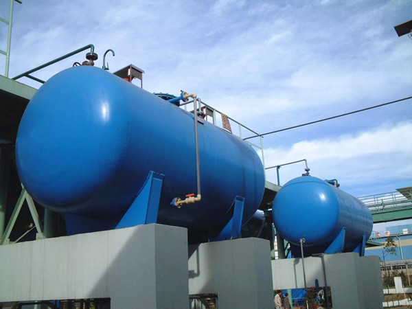 檢查化工儲罐時重點需要檢查哪些部分?