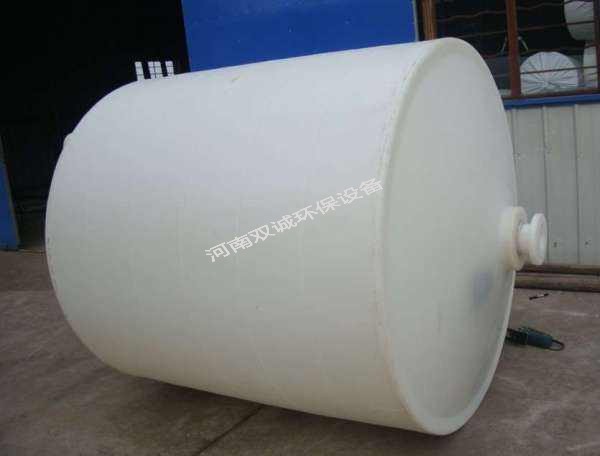 聚乙烯儲罐的缺陷解析: