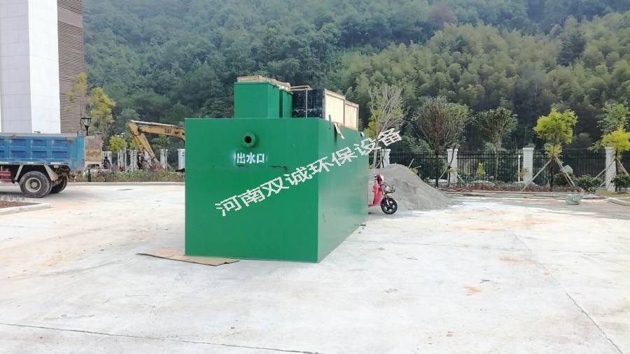 地埋式一體化污水處理設備的簡述: